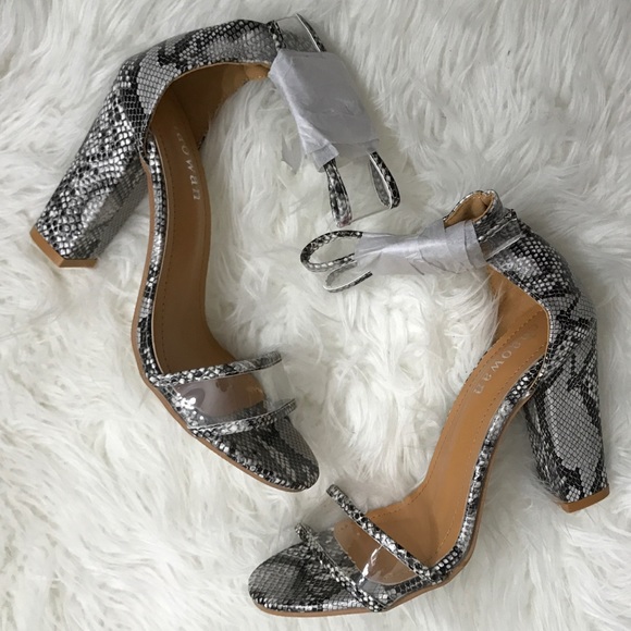 🆕Snake skin heels . - Picture 4 of 4