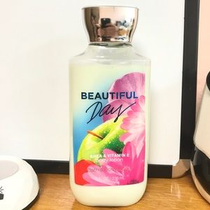 Beautiful Day~ Bath and Body Works.