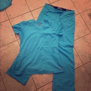 Excellent condition Greys Anatomy scrub set