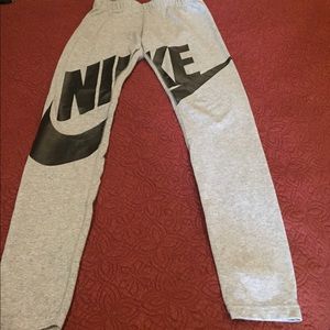 Nike leggings