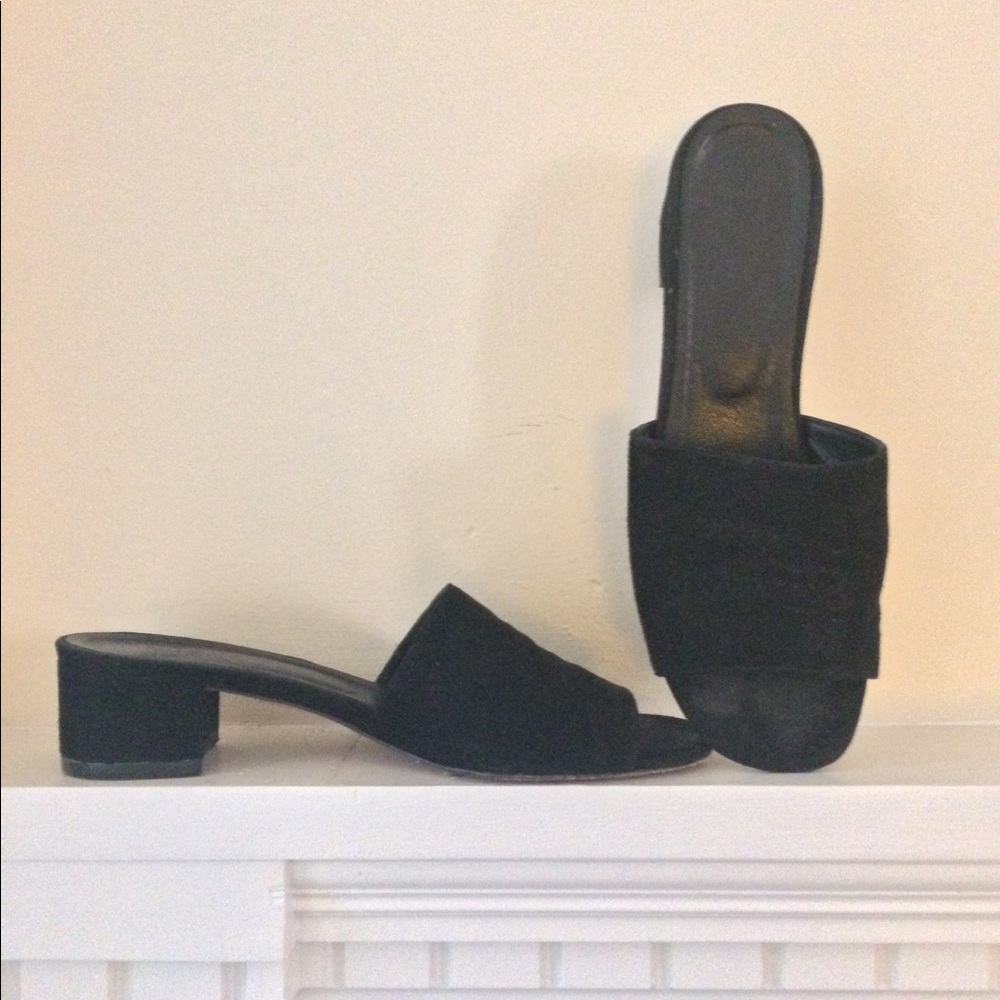Maryam Nassir Zadeh mules