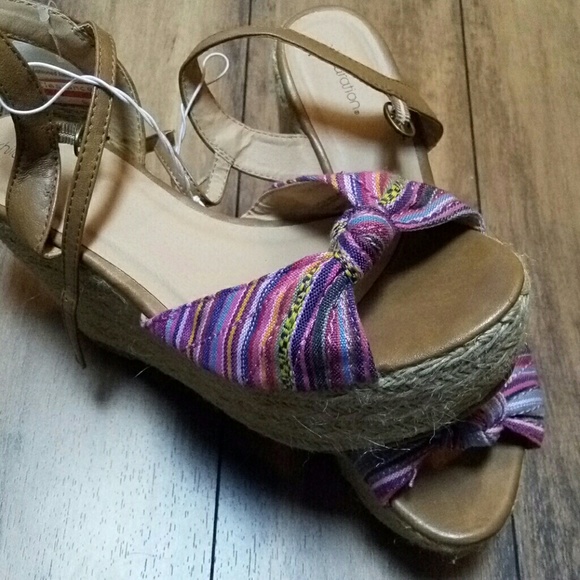 Xhilaration twyla pink espadrilles size 9.5 - Picture 1 of 4