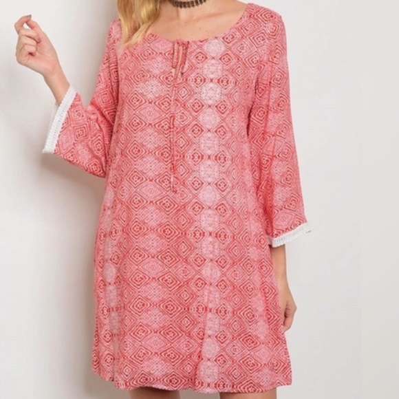 Red & White Tribal Print Dress w/Bell Sleeves - Picture 2 of 3