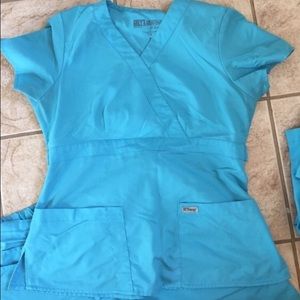 Grey's Anatomy scrubs size Medium
