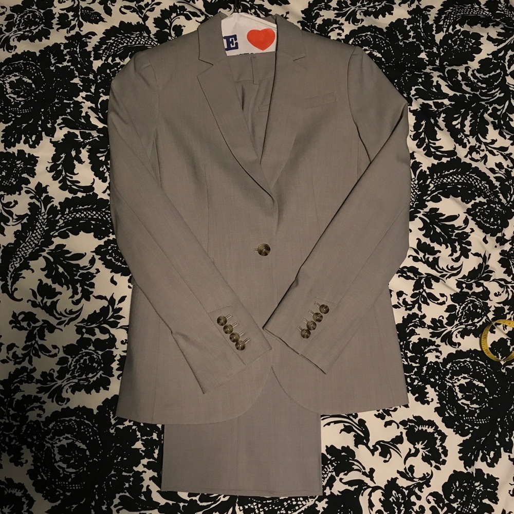 Banana Republic pants suit