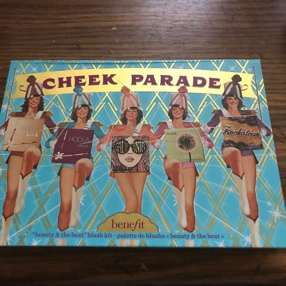 Benefit Cheek palette