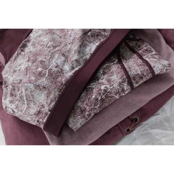 SoldOut11thStreet - Picture 7 of 7