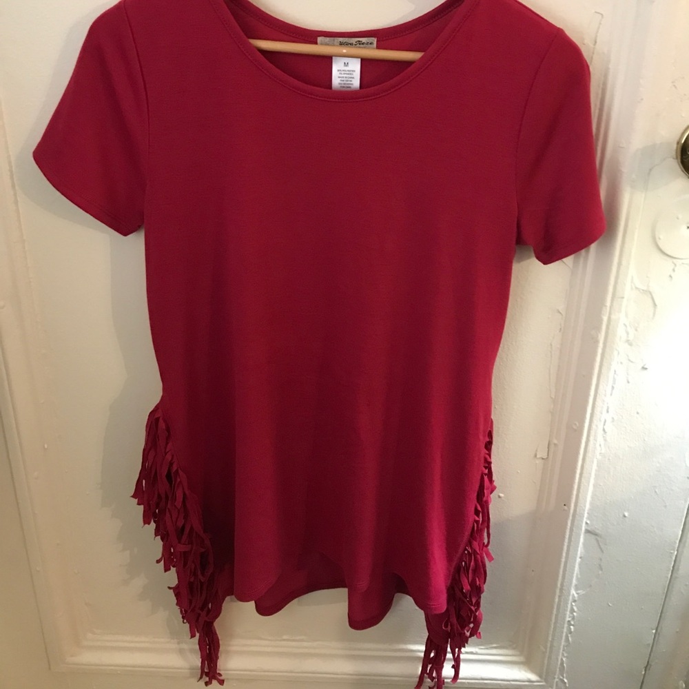 Size M Pink Fringed Short Sleeve