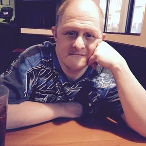 Meet your Posher, Gloria