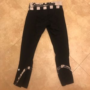 Lululemon ankle-crop leggings!!