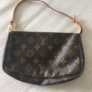 Louis Vuitton purse