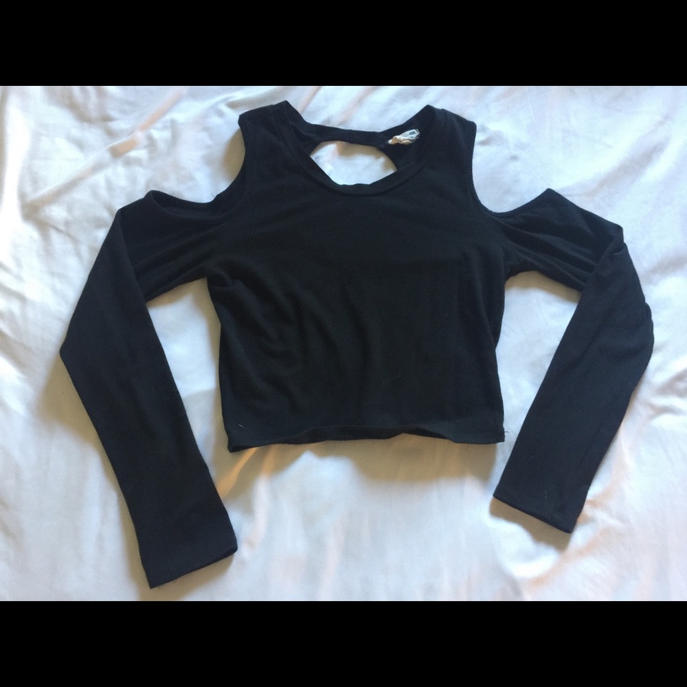 LA Hearts crop top with cut out shoulders and back