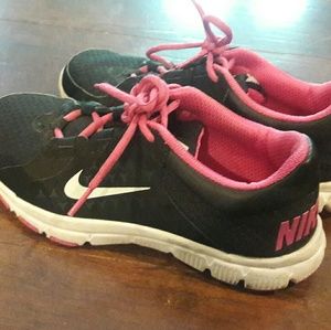 Nike Running Shoes W 6.5 Y 4.5