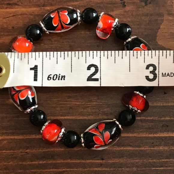 🚫SOLD🚫HANDMADE FALL COLORED BRACELET - Picture 2 of 2