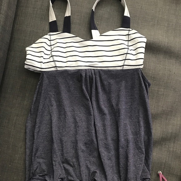 {LULULEMON} Back On Track Tank Bra Quiet Stripes - Picture 5 of 8