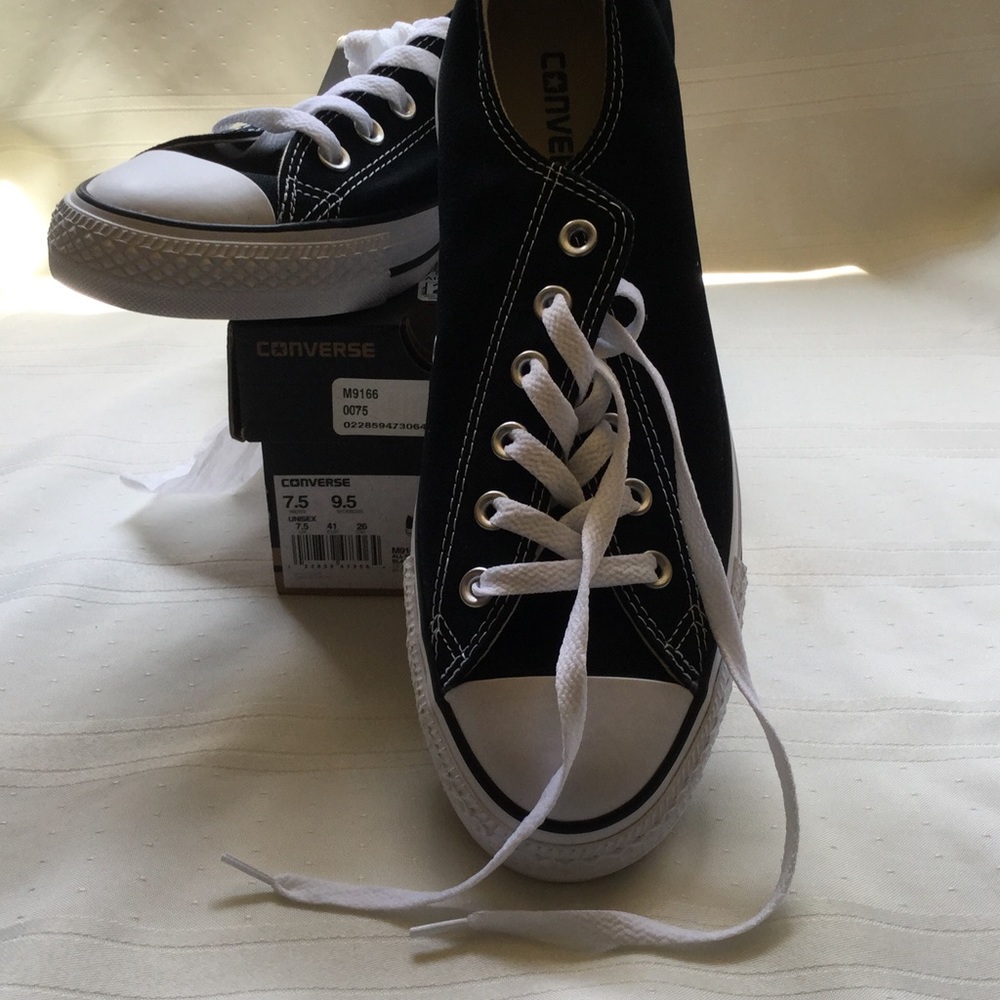Converse All Star Shoes -Black-unisex men's 7.5