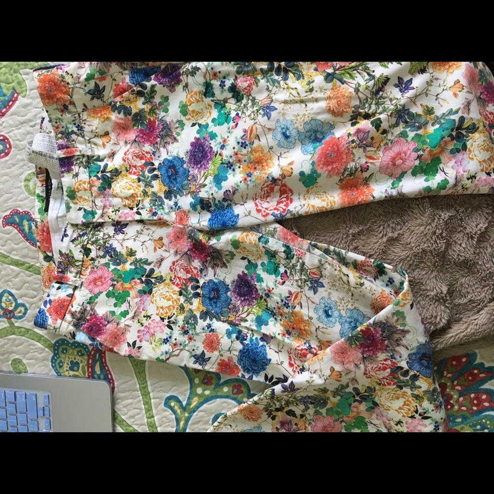 Zara floral pants