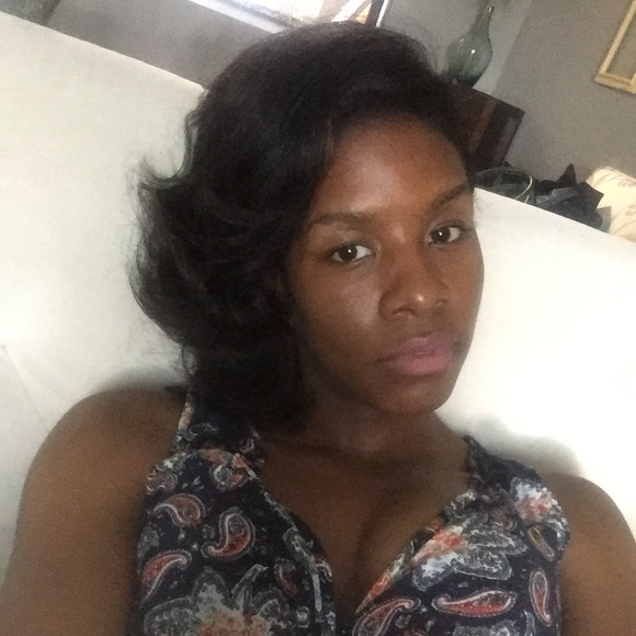 Meet your Posher, Jaquana - Picture 1 of 1