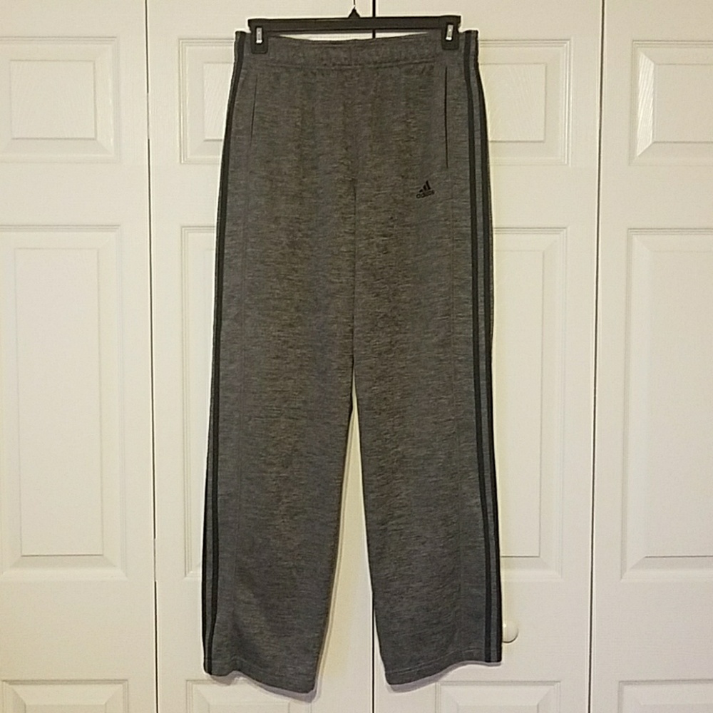 EEUC (possibly NWOT) Adidas Sweats