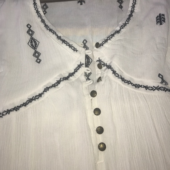 Boho white dress with black detail - Picture 4 of 5