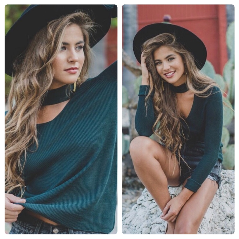 LAST 1️⃣ BRI Choker Sweater Top - Picture 2 of 7