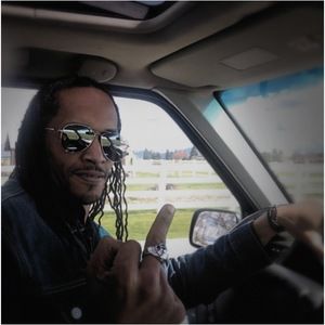 Meet your Posher, Adrian