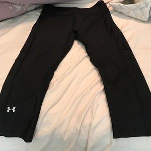 Under armour black workout gear