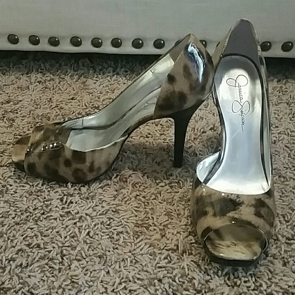 Jessica simpson size 7