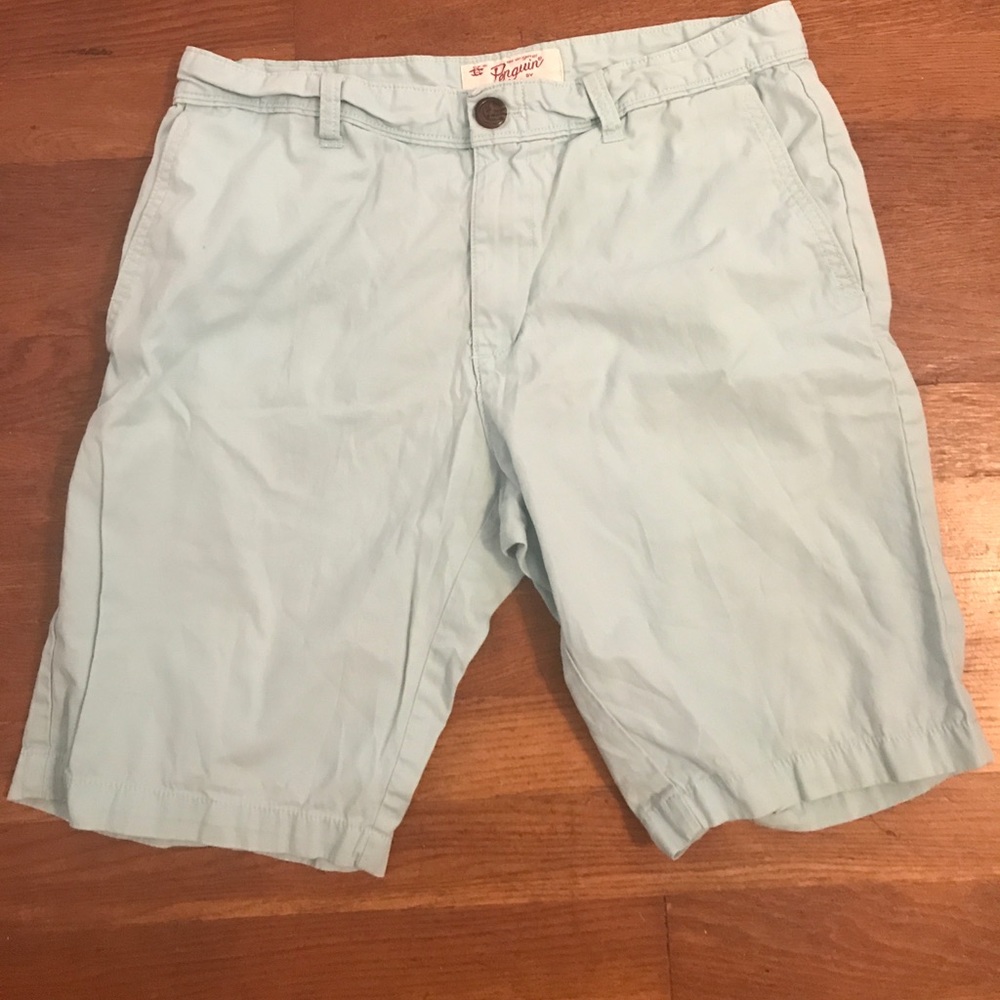 32" waist penguin shorts