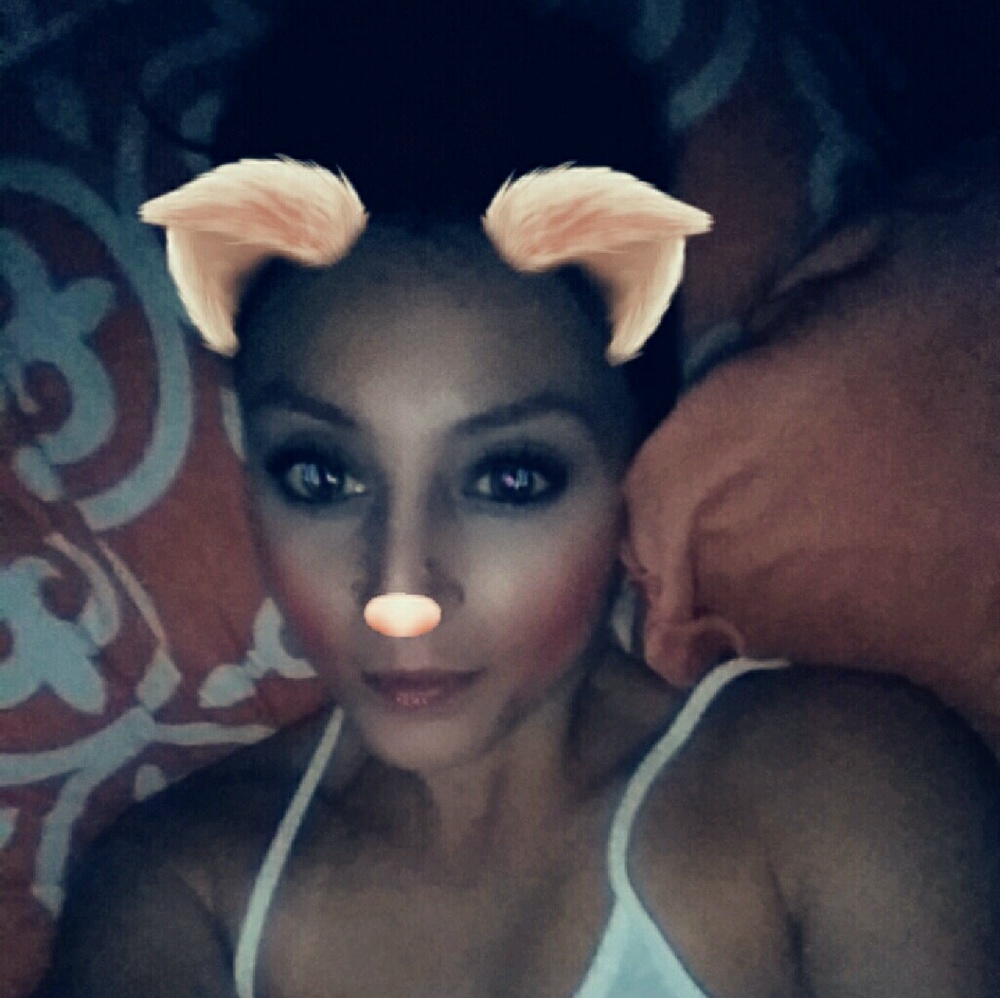 Meet your Posher, Yvette