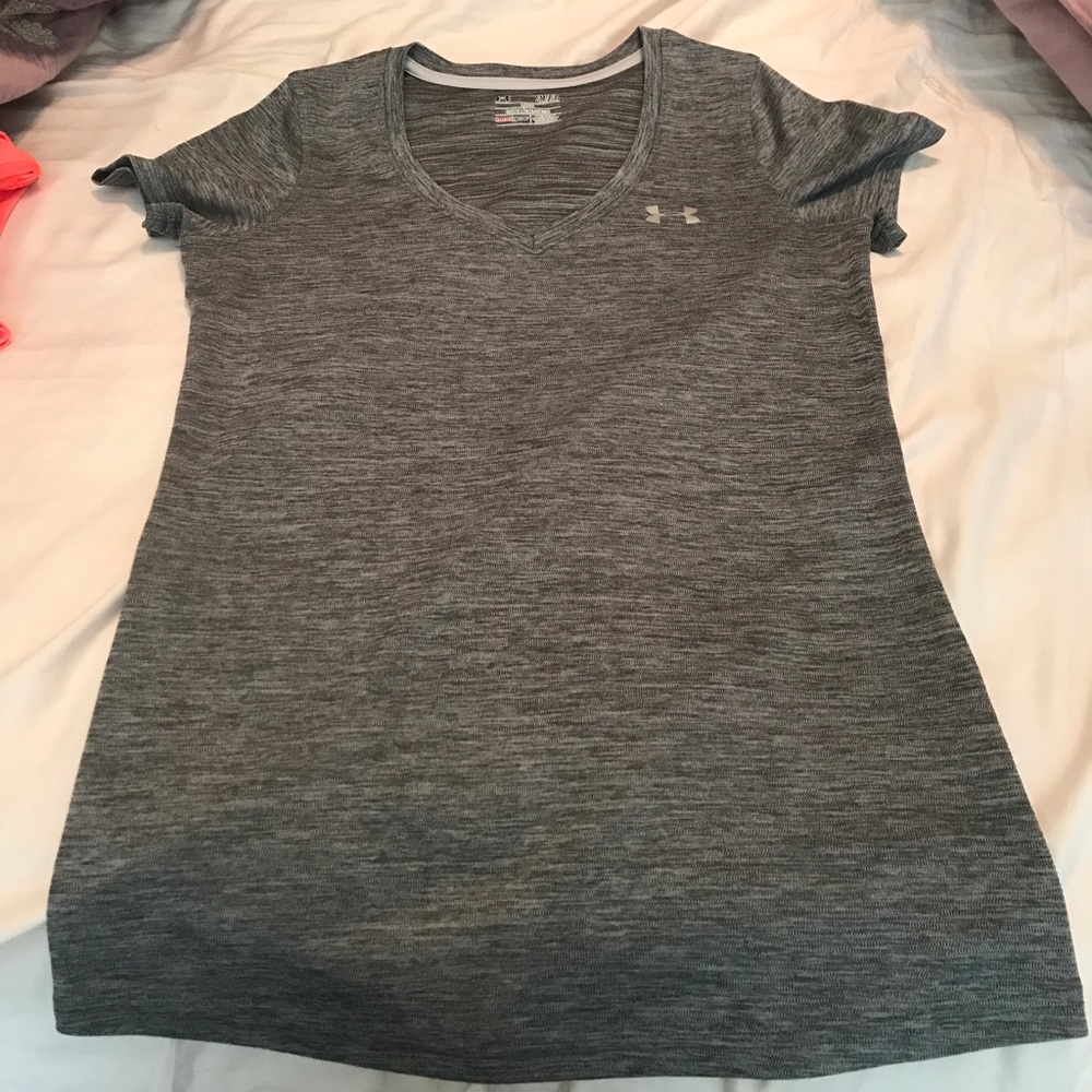 Under armour workout shirt