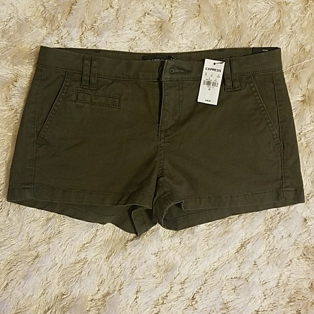 NWT!! 00 Express Low Rise Shorts