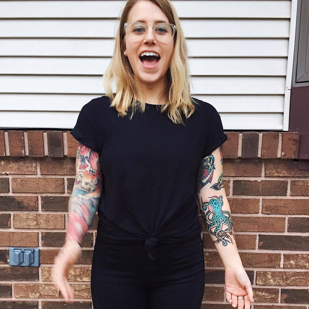 Meet your Posher, Danielle