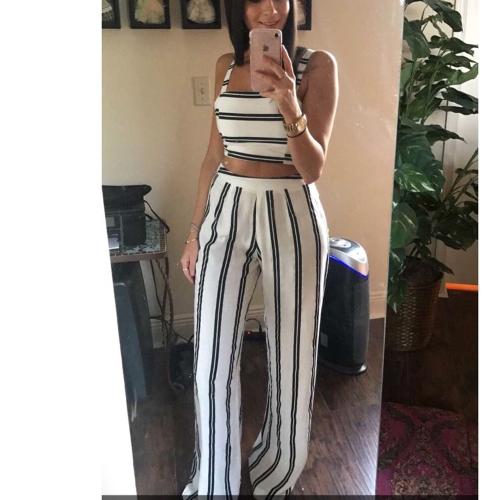 NWT S boutique Stripped Set
