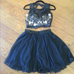 👗 homecoming???  You need this!!❤️❤️