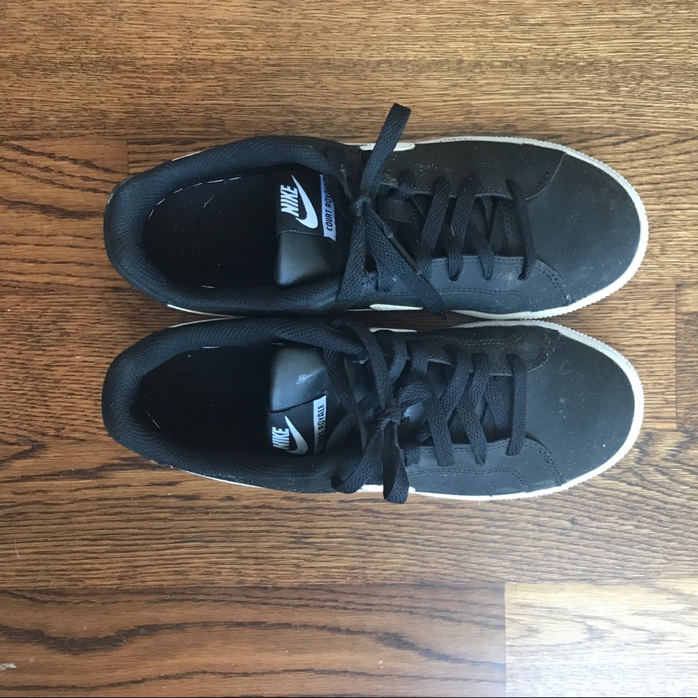 Black and White Nike Court Royale 8