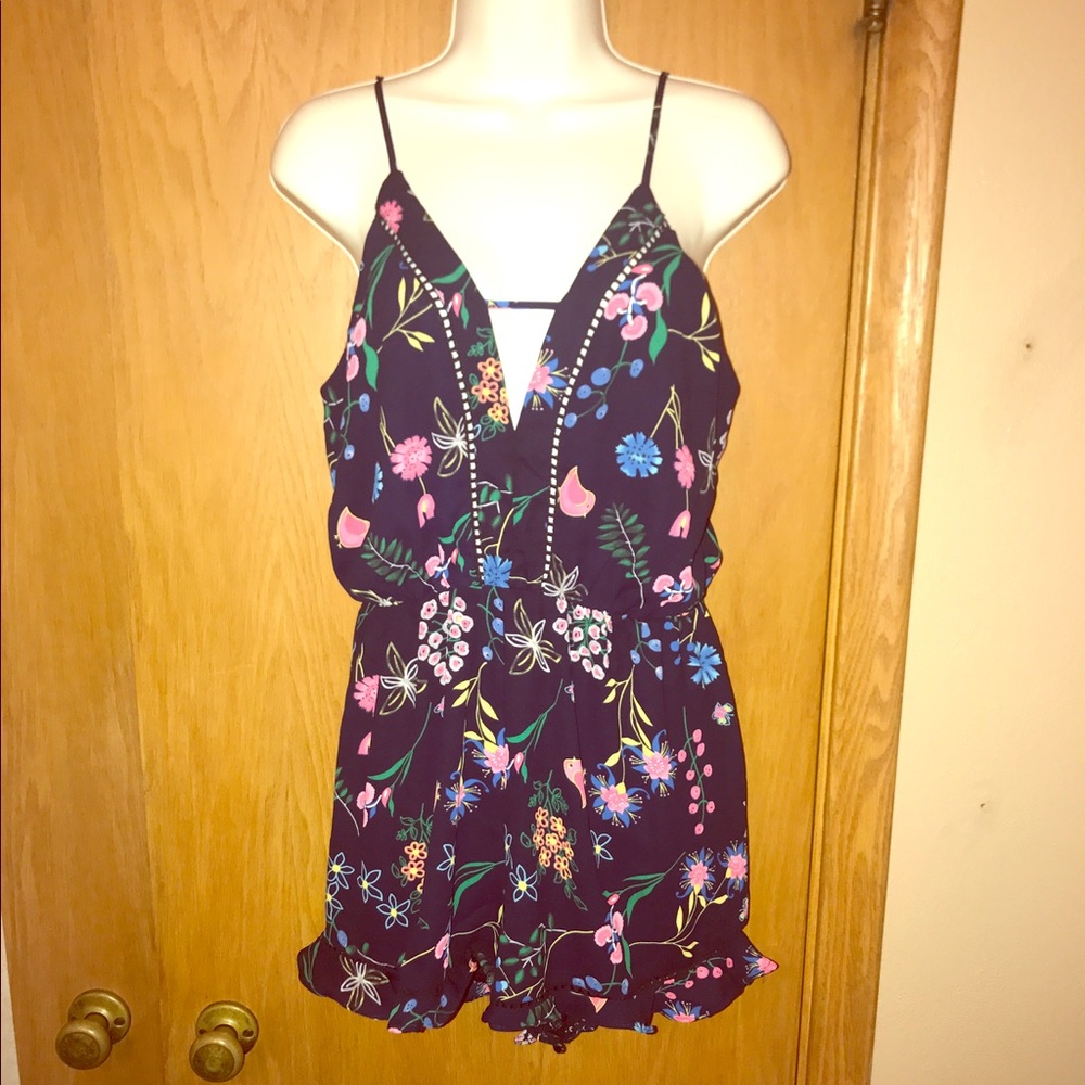 Fun Floral Navy Romper 🌺