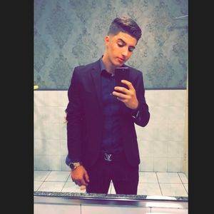 Meet your Posher, Daniel