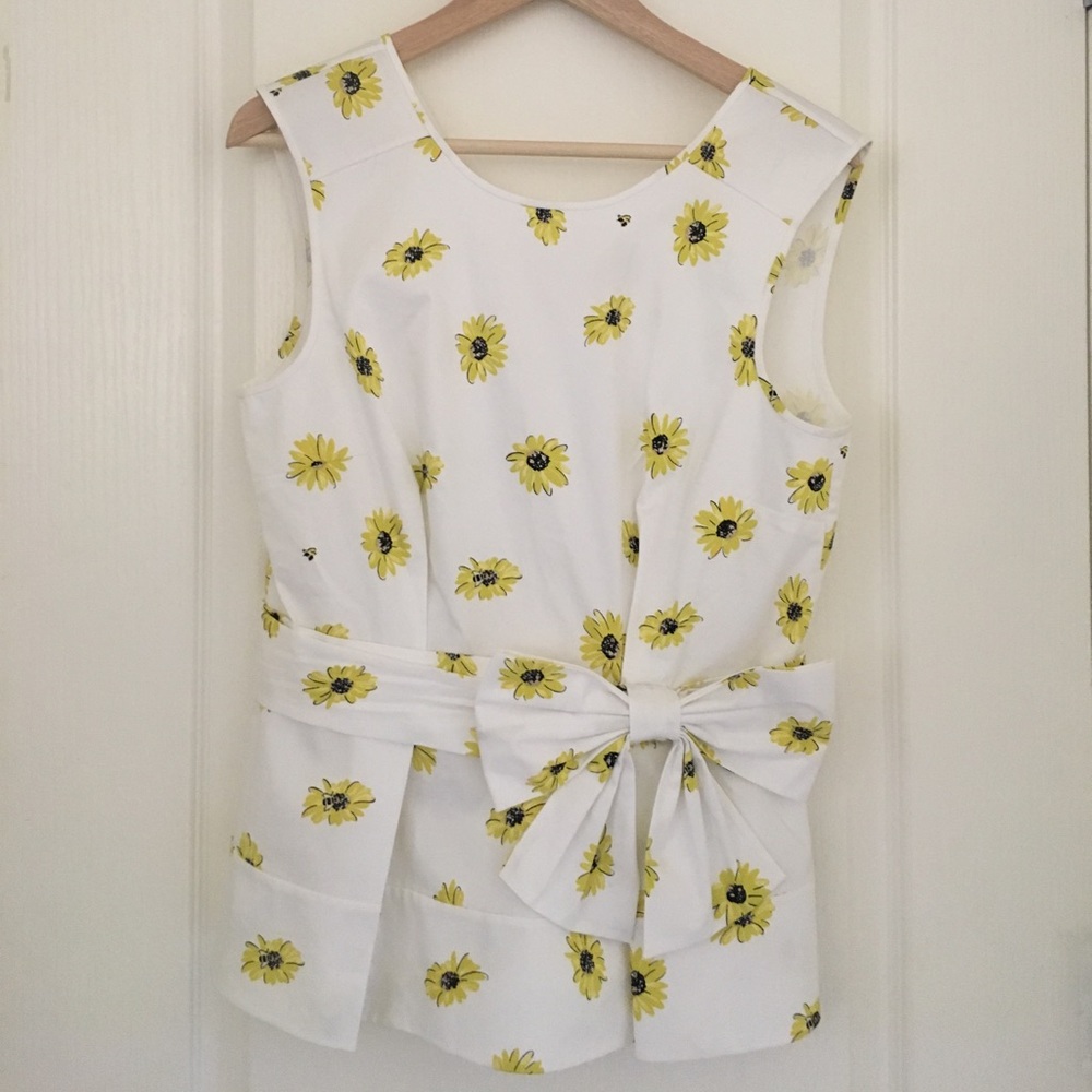 NWT Kate Spade ♠️ Daisy Dot Bow Peplum top🌻