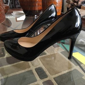 Ivanka Trump patient leather pumps 👠