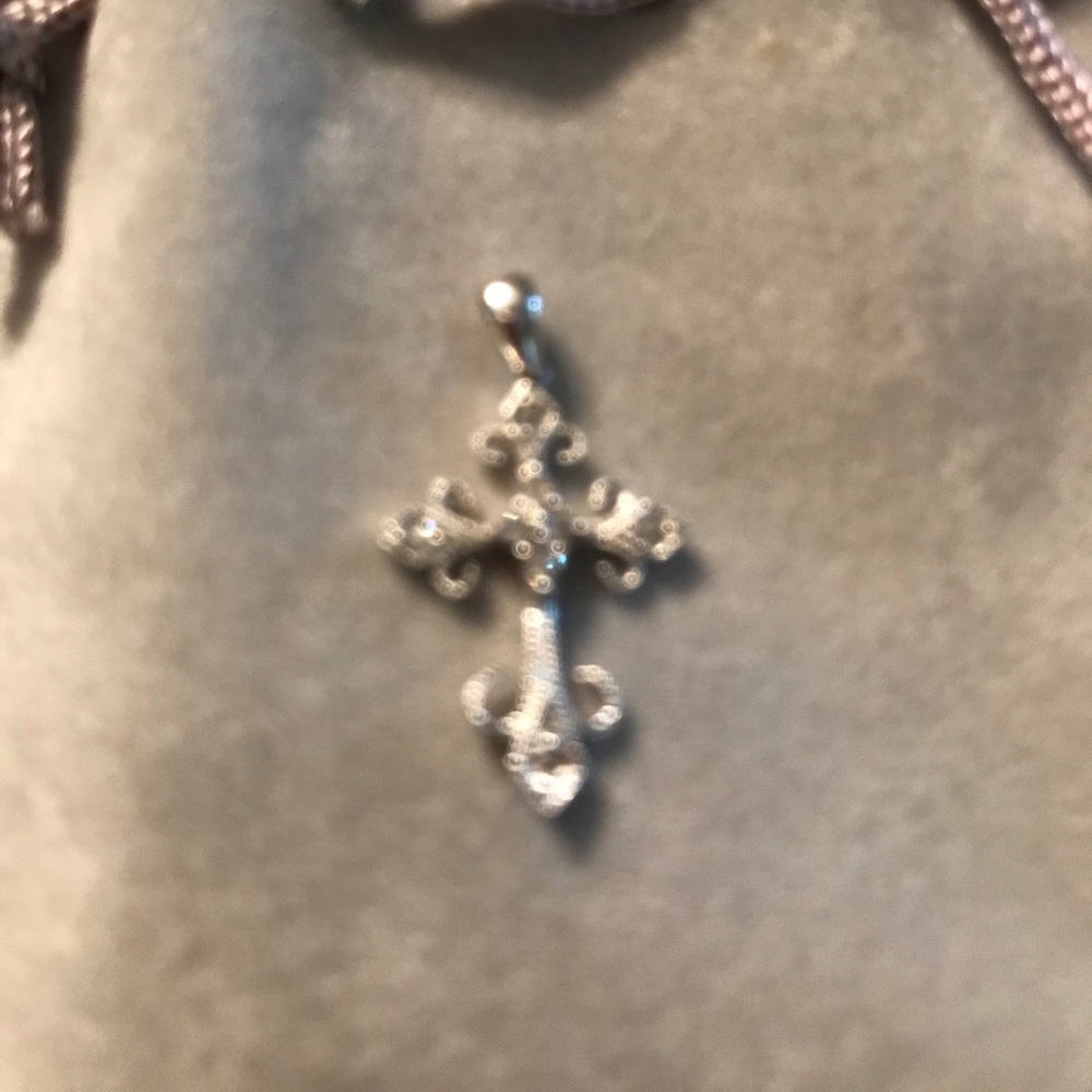 diamond cross small