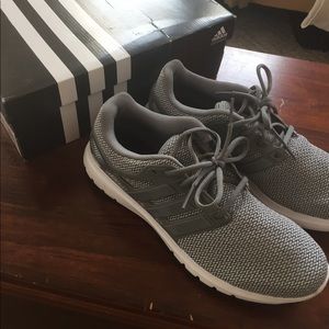 Adidas men's cloud foam shoes