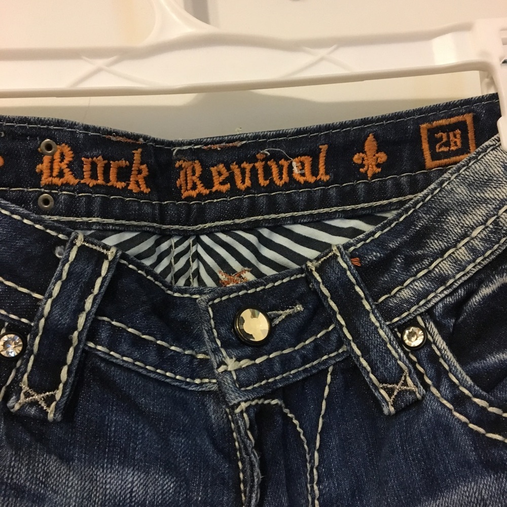 Buckle jeans