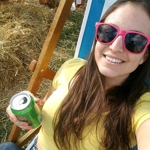 Meet your Posher, Anna