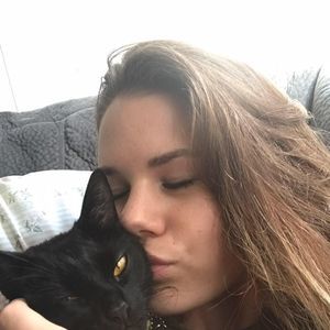 Meet your Posher, Haley