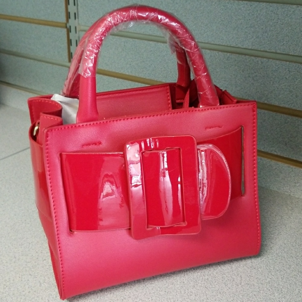 Purses - Picture 3 of 8