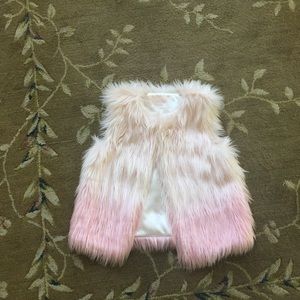 ❌SOLD❌Faux fur vest