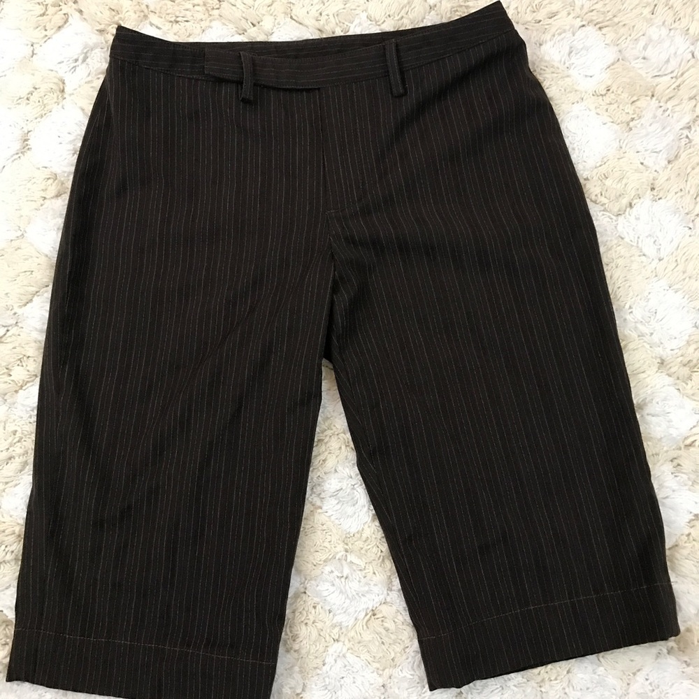 Nine West Women's Capris Cropped Pants. Size 2P