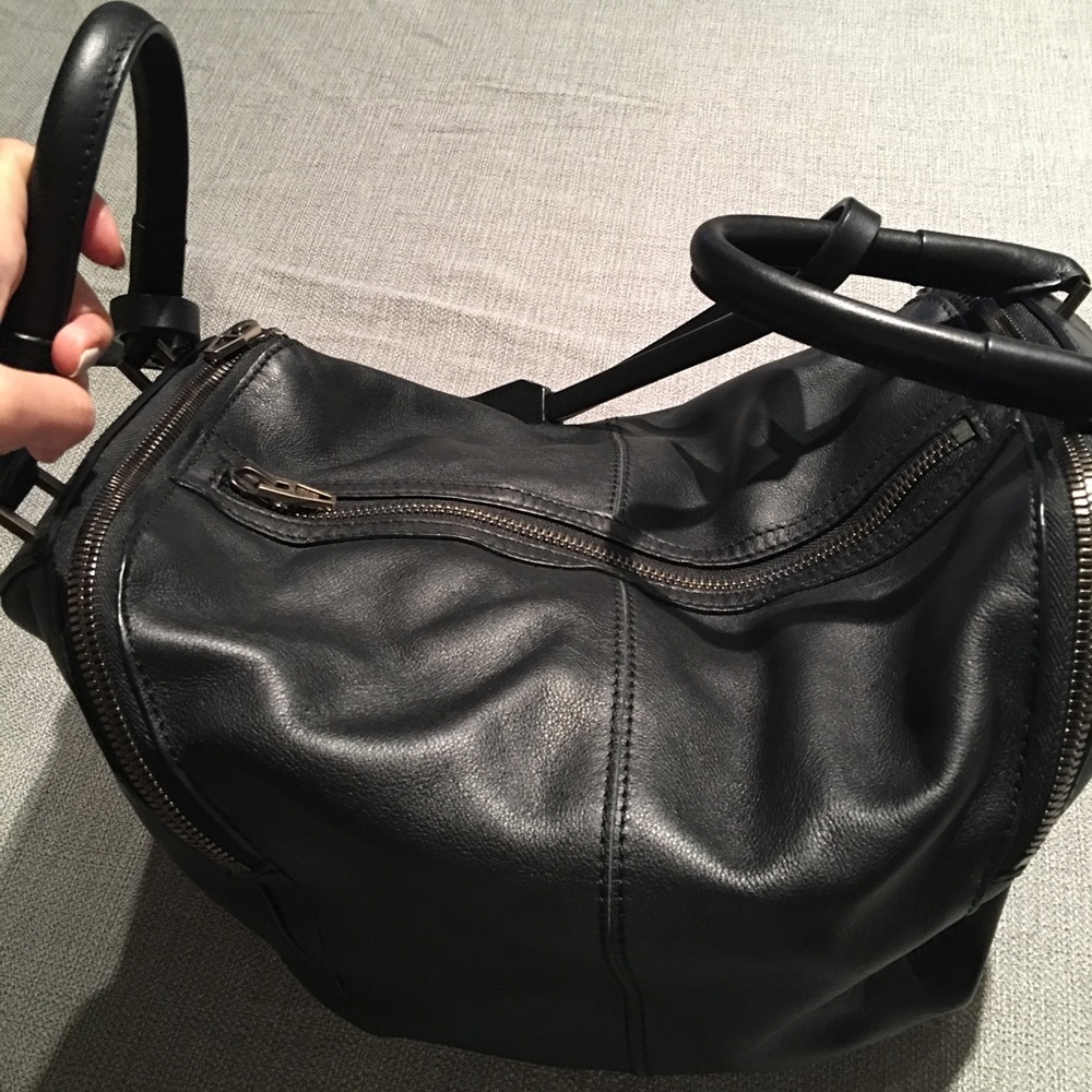 SOLD✨🖤💯Auth Alexander Wang Marino Speedo Bag 🖤✨ - Picture 6 of 7
