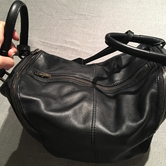 SOLD✨🖤💯Auth Alexander Wang Marino Speedo Bag 🖤✨ - Picture 6 of 7